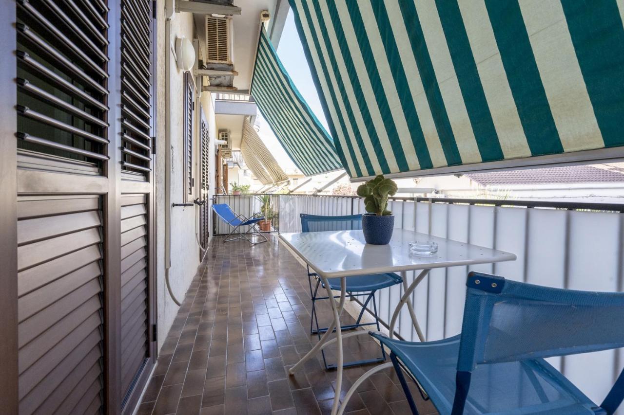 Apartamento Casa Ecate Marina di Ragusa Exterior foto